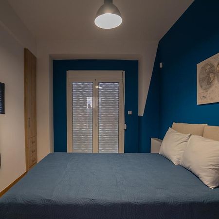 Maxblue 2 Apartman Pireusz Kültér fotó