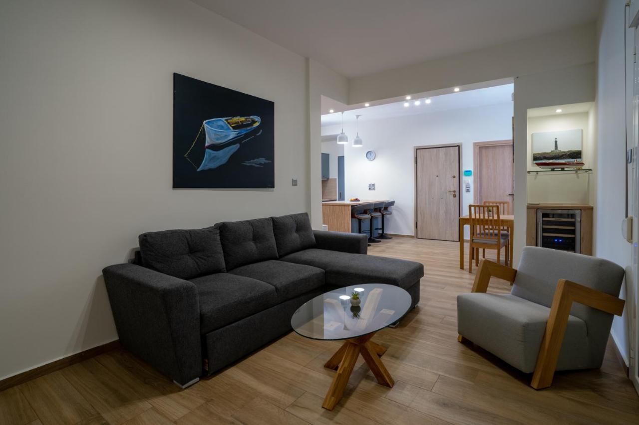 Maxblue 2 Apartman Pireusz Kültér fotó