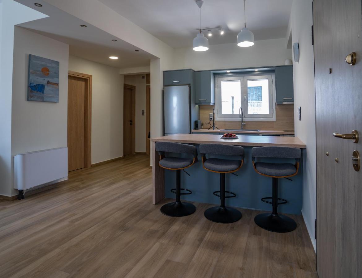 Maxblue 2 Apartman Pireusz Kültér fotó